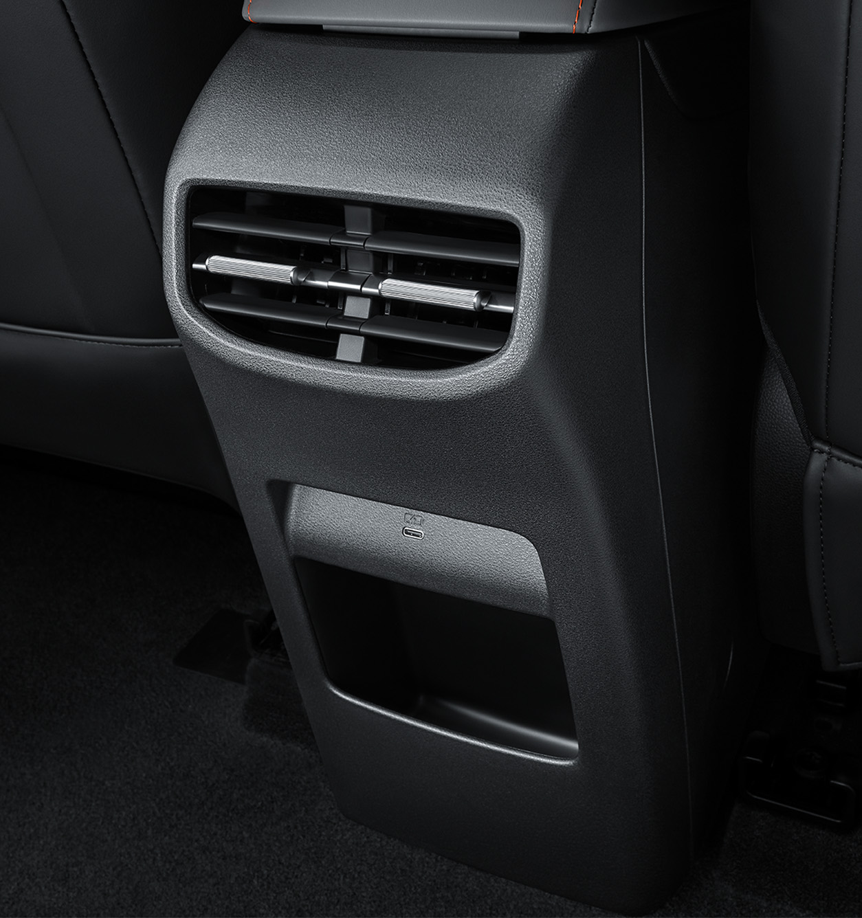 REAR AIR VENTS  COMFORT